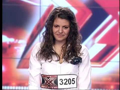 Прелестна! Вижте Михаела Филева на първия ѝ кастинг за X FACTOR (ВИДЕО)