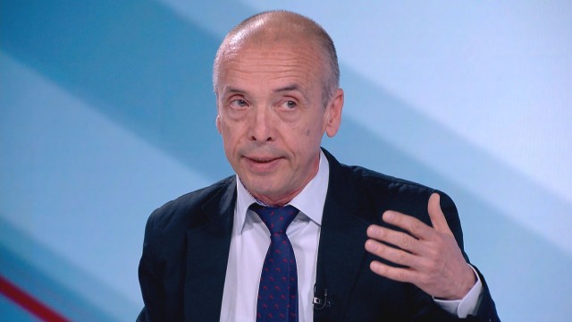 Доц. Мангъров: Всички българи ще изкараме коронавируса