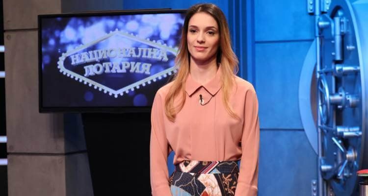 Луиза Григорова показа за първи път момченцето си (СНИМКА)