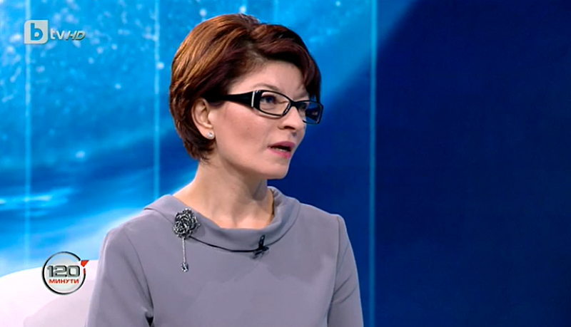 Десислава Атанасова напомни: Заради ваксините днес не умират деца