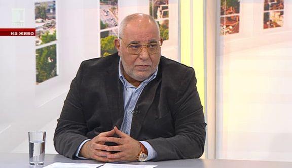 Юлий Москов: Този Парламент е просташко сборище