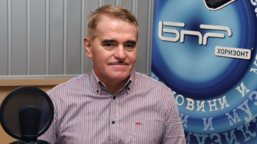 Журналистът Веселин Желев към Кабинета: Пестете черната боя, другари. Ще ви се върне един ден