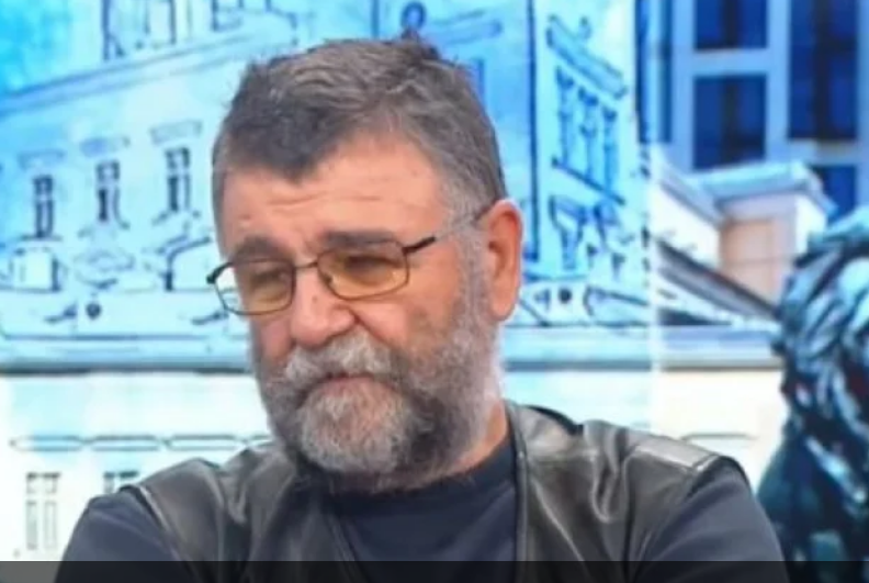Писателят Христо Стоянов към ИТН: Деветосептемврийци, хвърляйте джипките!