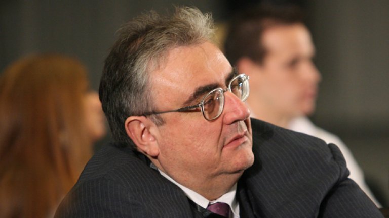 Огнян Минчев: Партията на Слави ще ни засили към дъното