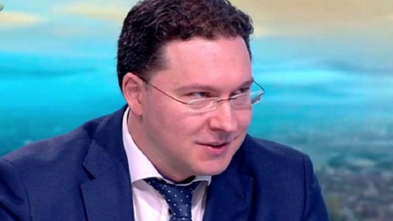 Даниел Митов