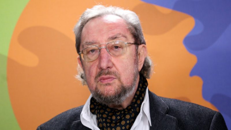 юлий павлов