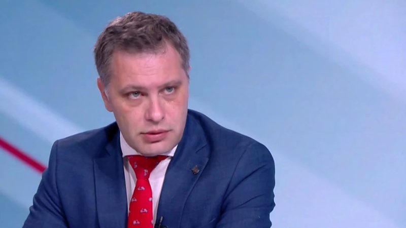 Александър Сиди от ВМРО: Кирил Петков е предобрил с козунака на жена си
