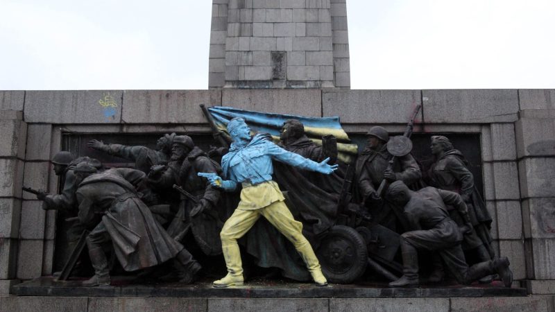 Паметник на съветската армия