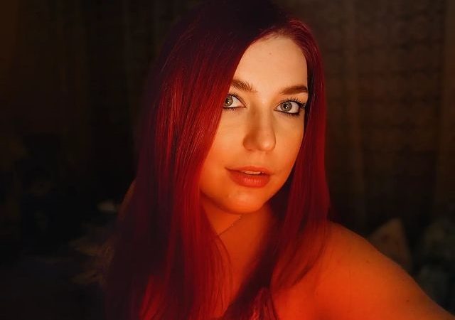 Пам Велидис