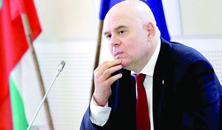 Иван Гешев