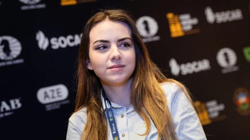 Оставиха я сама, но сега се сетиха – премия и стипендия за Нургюл Салимова