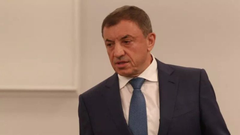 алексей петров