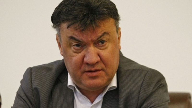 Борислав Михайлов