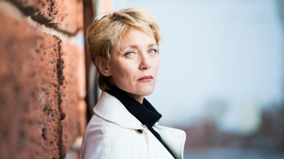 Дори на 54 – Койна Русева ни спря дъха с тези СНИМКИ от плажа