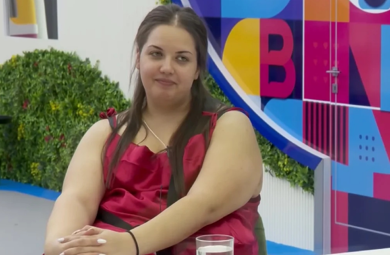 120-килограмовата Веселка се оказа хищница в леглото, преспала е със 100 мъже