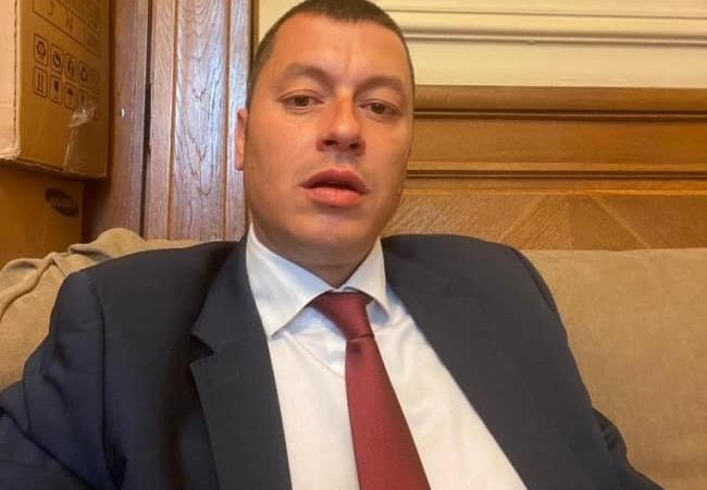 Шмърка ли кокаин новият зам.-министър на земеделието Стефан Бурджев?