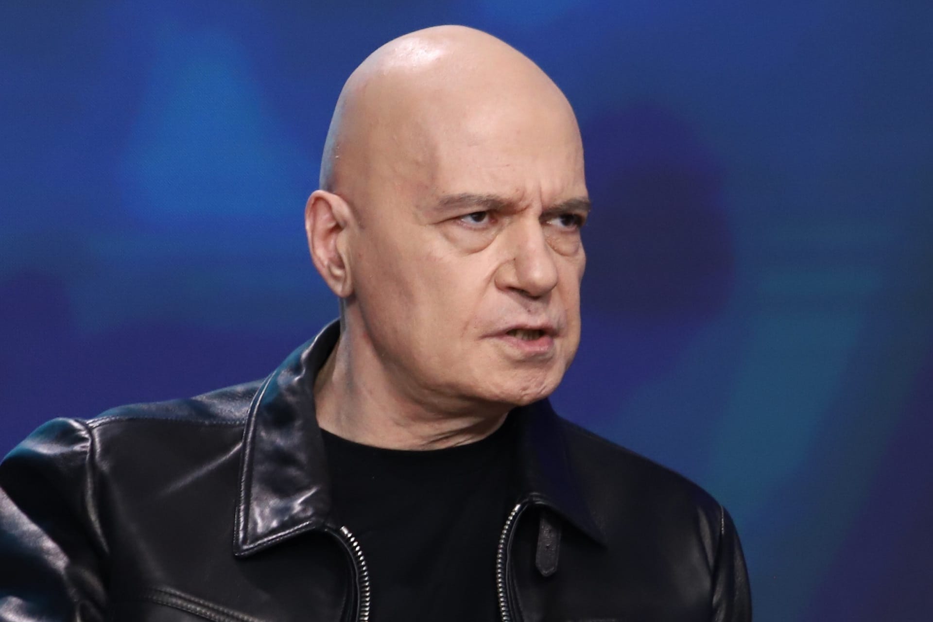 Слави останал без наследник след четири аборта